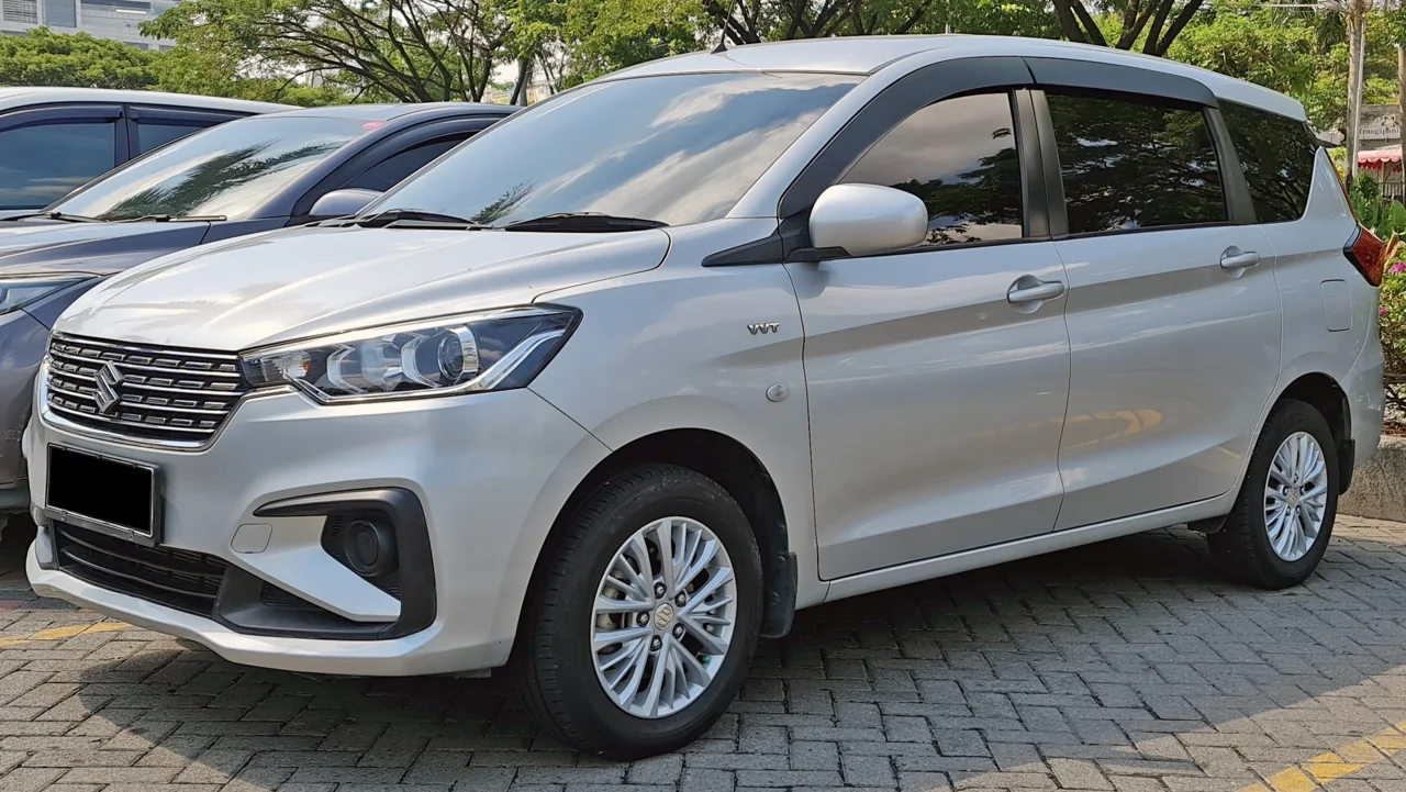 Maruti Ertiga model reference photo